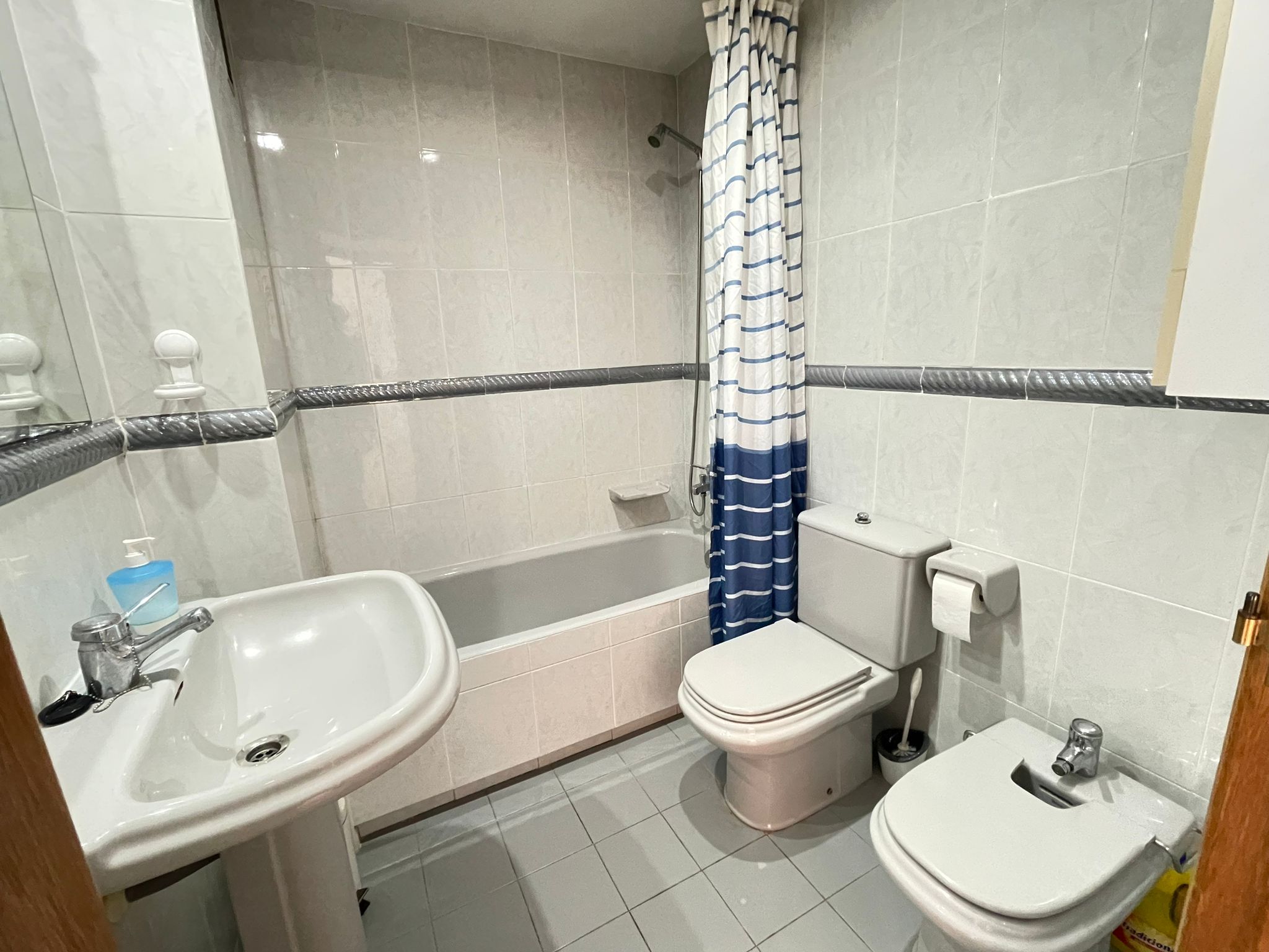 baño 2, Apartamento turístico calafell